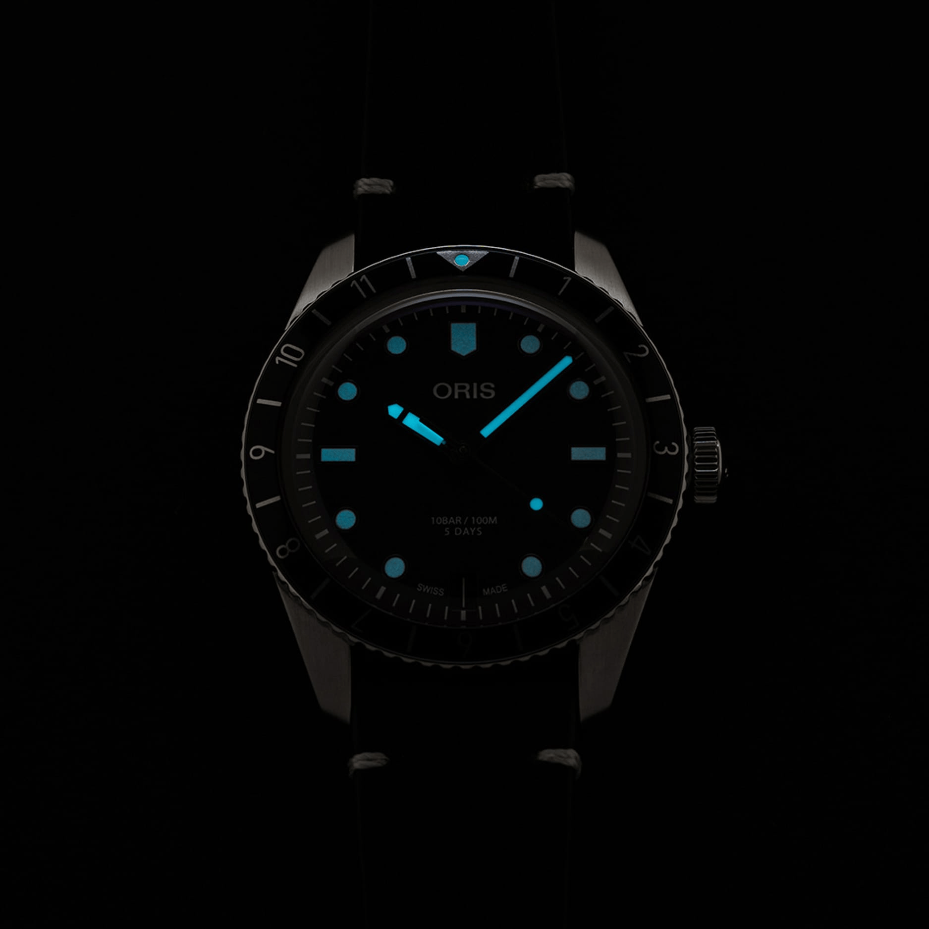 Oris Divers Sixty‑Five 12H Calibre 400 40mm Black Dial Men's Watch 01 400 7772 4054-07 5 20 82