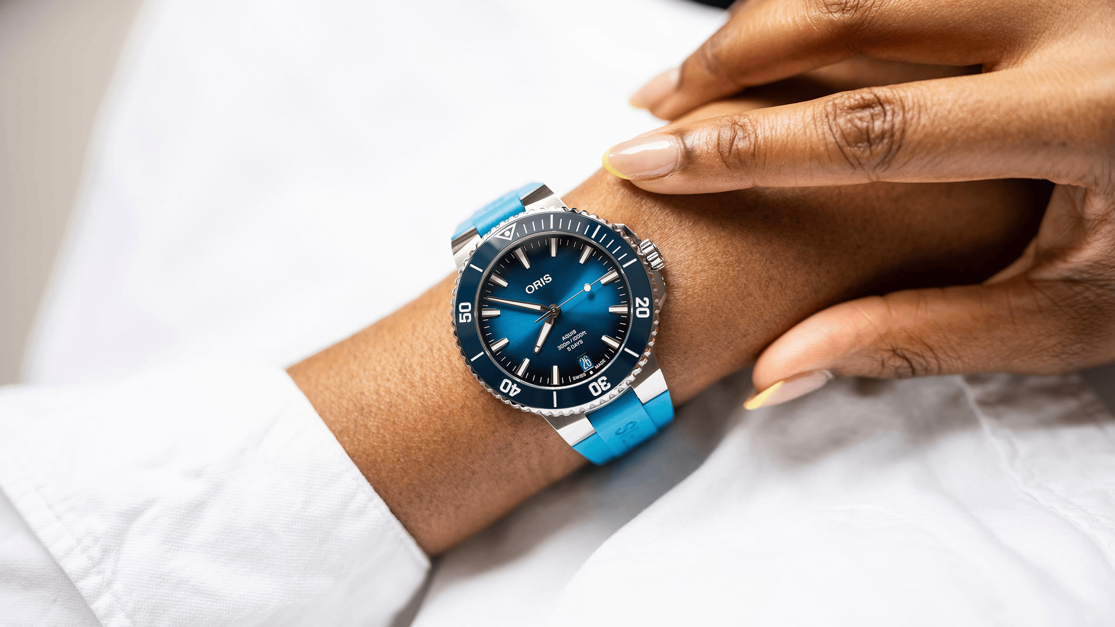 Oris Aquis Date Calibre 400 43.5mm Blue Dial Men's Watch 01 400 7790 4135-07 4 23 45EB