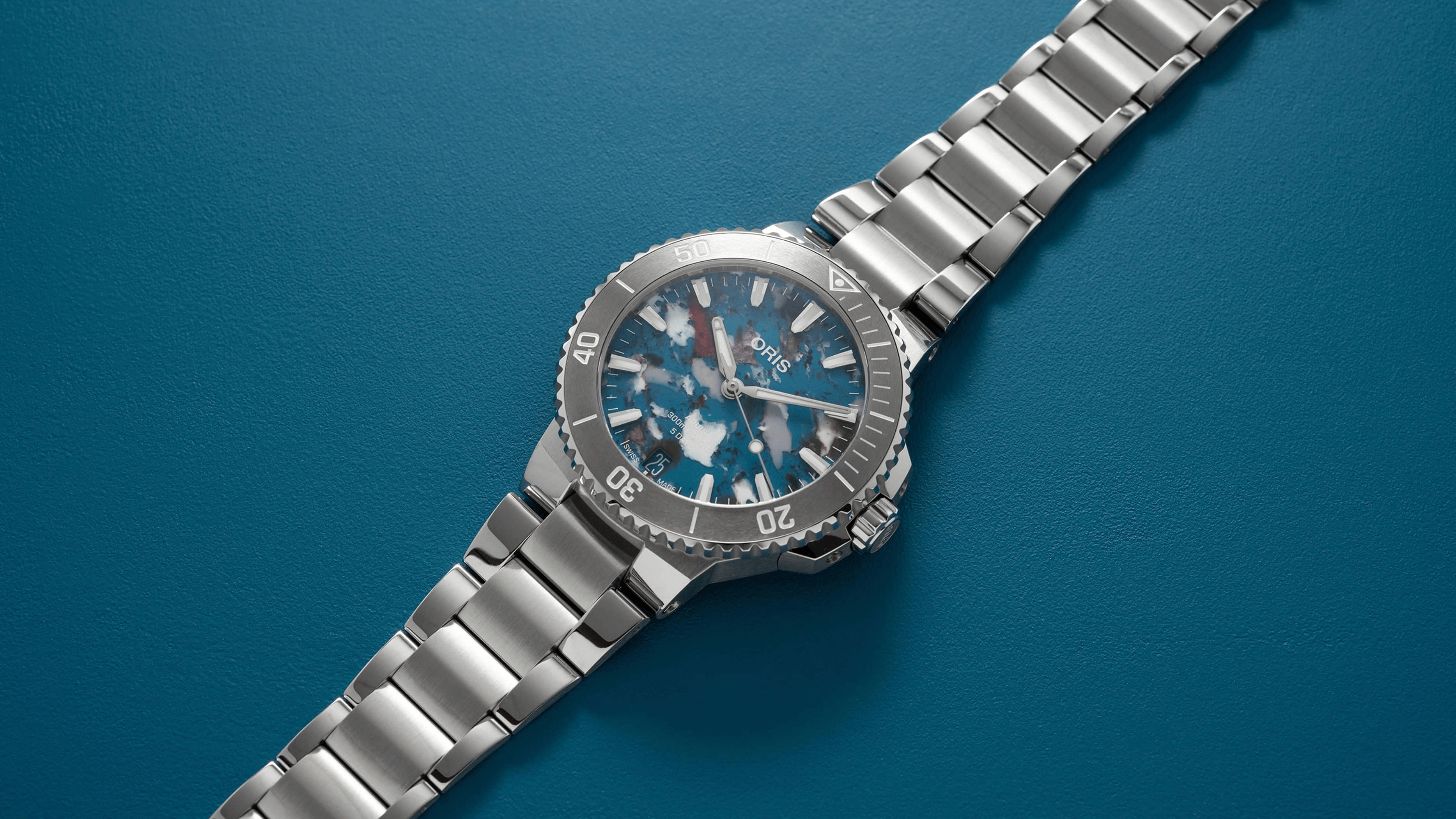 Oris Aquis Date Upcycle Calibre 400 43.5mm Multicoloured Dial Men's Watch 01 400 7790 4150-07 8 23 02PEB