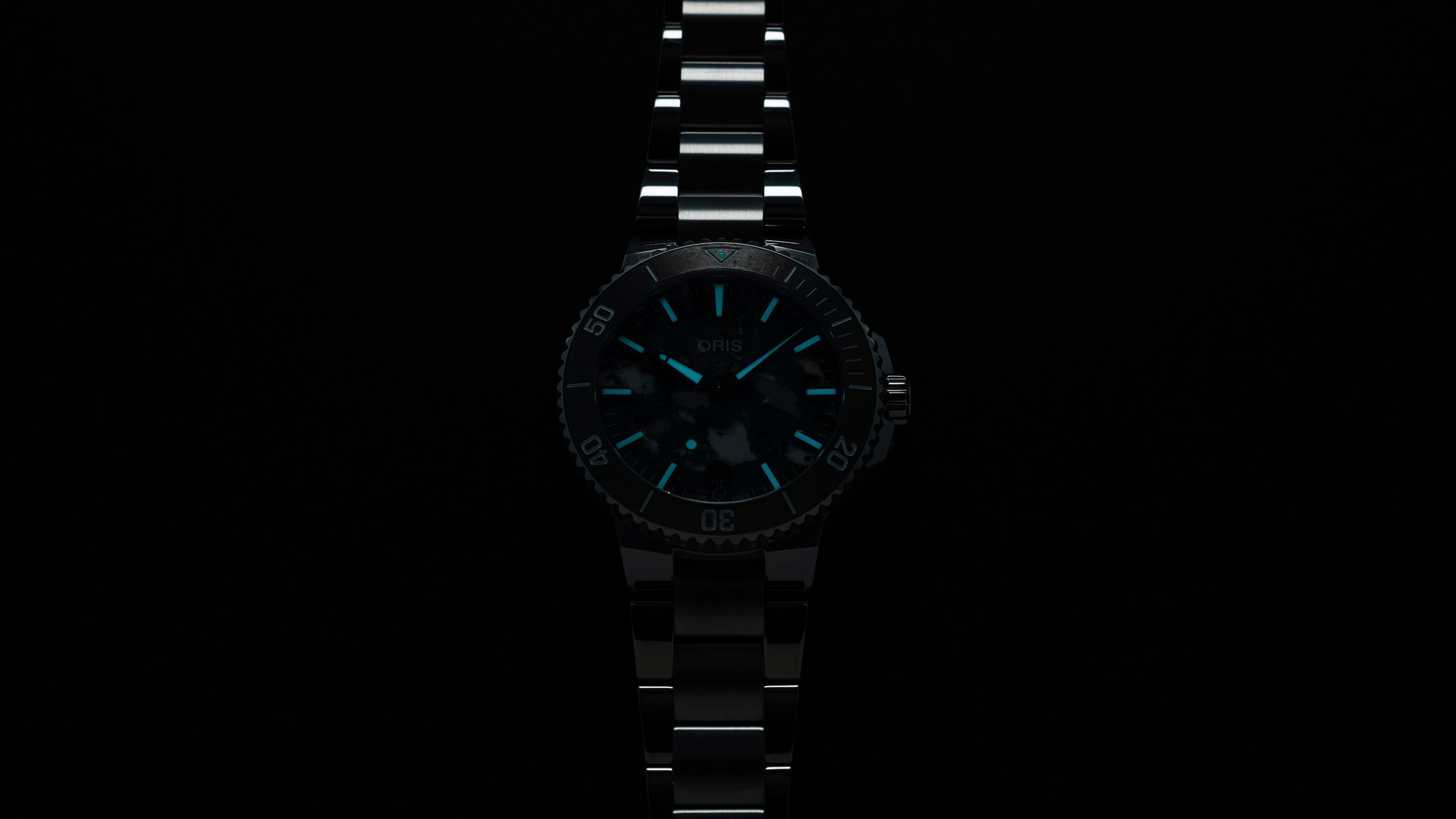 Oris Aquis Date Upcycle Calibre 400 43.5mm Multicoloured Dial Men's Watch 01 400 7790 4150-07 8 23 02PEB