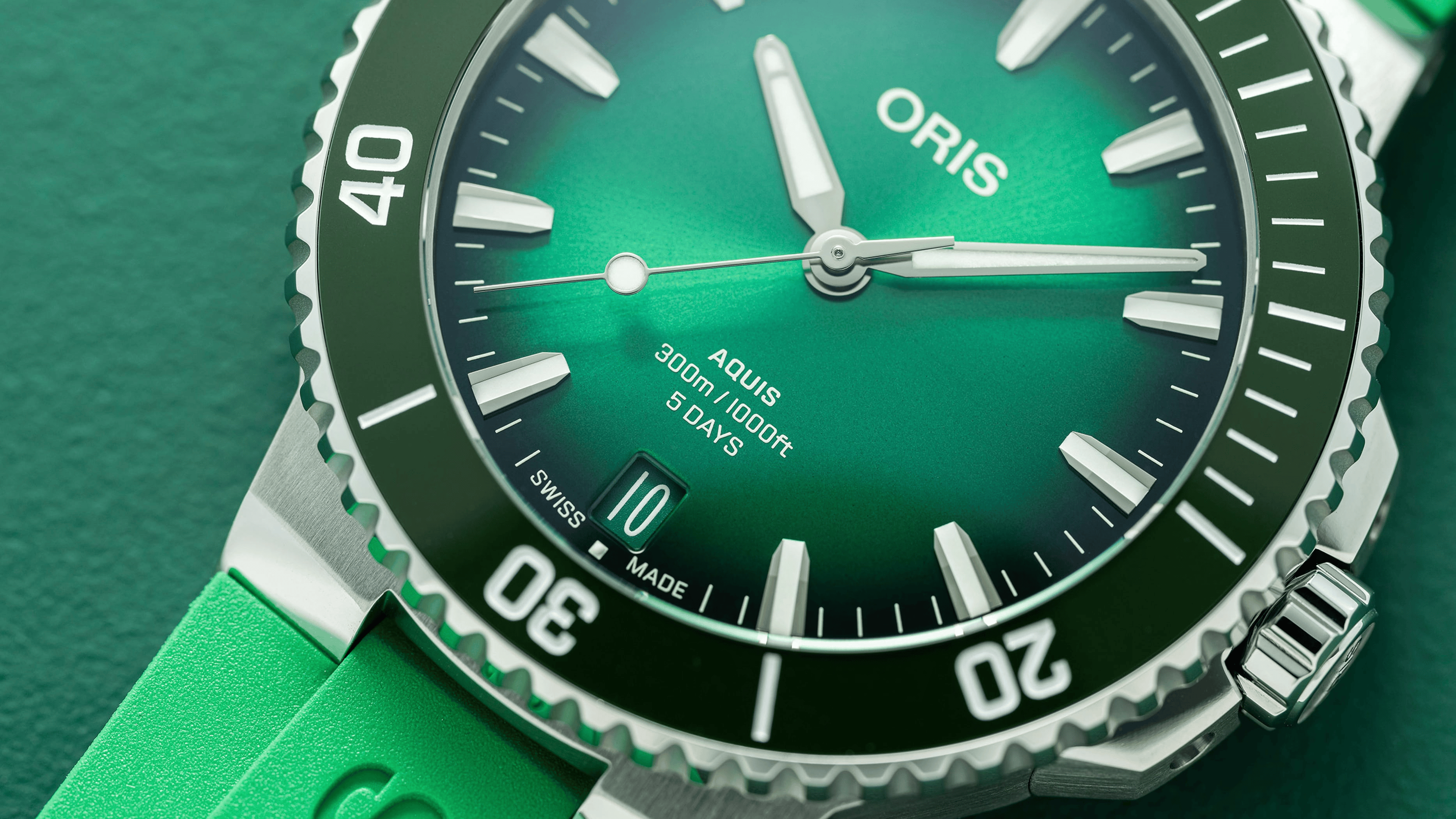 Oris Aquis Date Calibre 400 43.5mm Green Dial Men's Watch 01 400 7790 4157-07 4 23 47EB