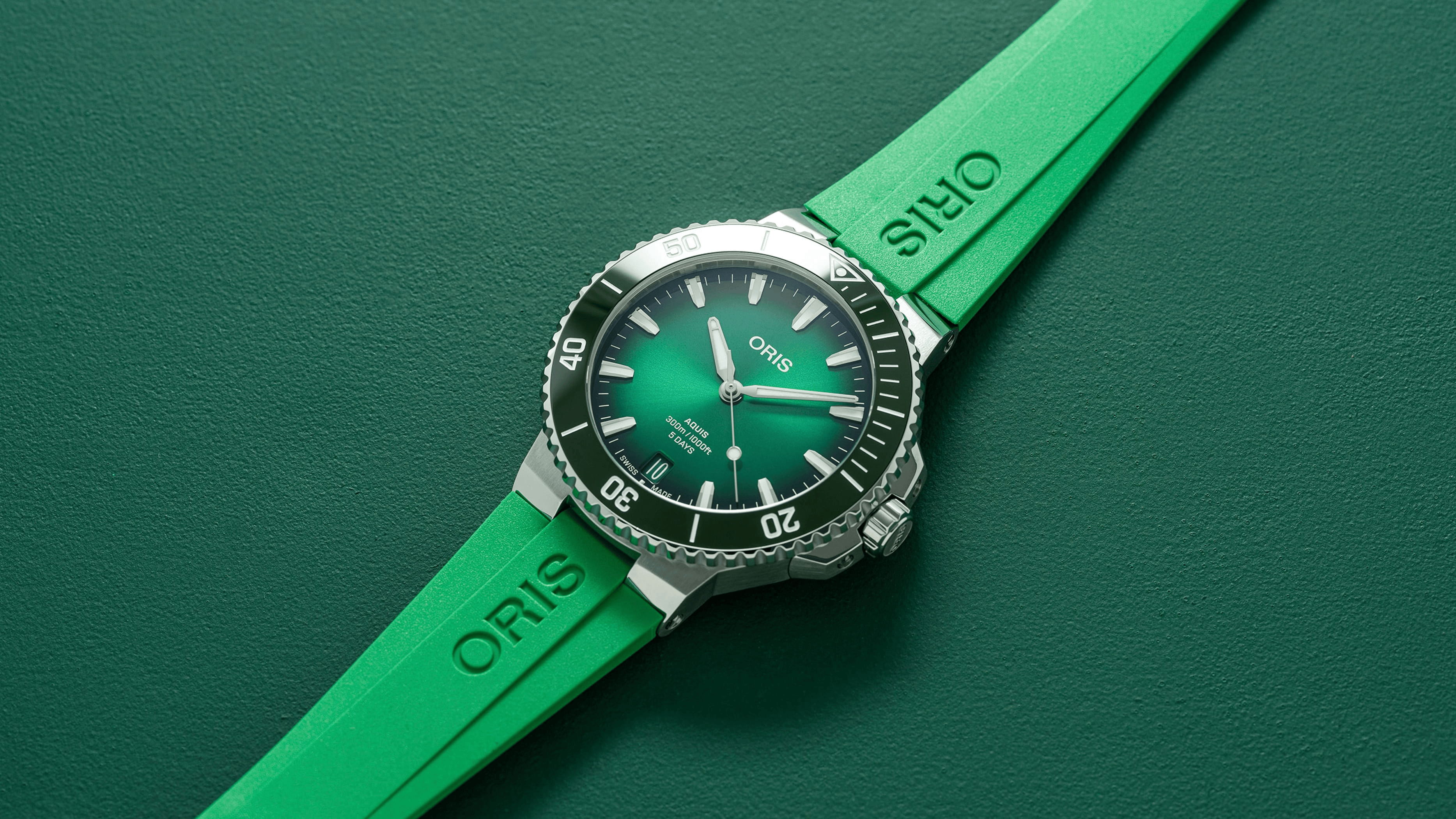 Oris Aquis Date Calibre 400 43.5mm Green Dial Men's Watch 01 400 7790 4157-07 4 23 47EB