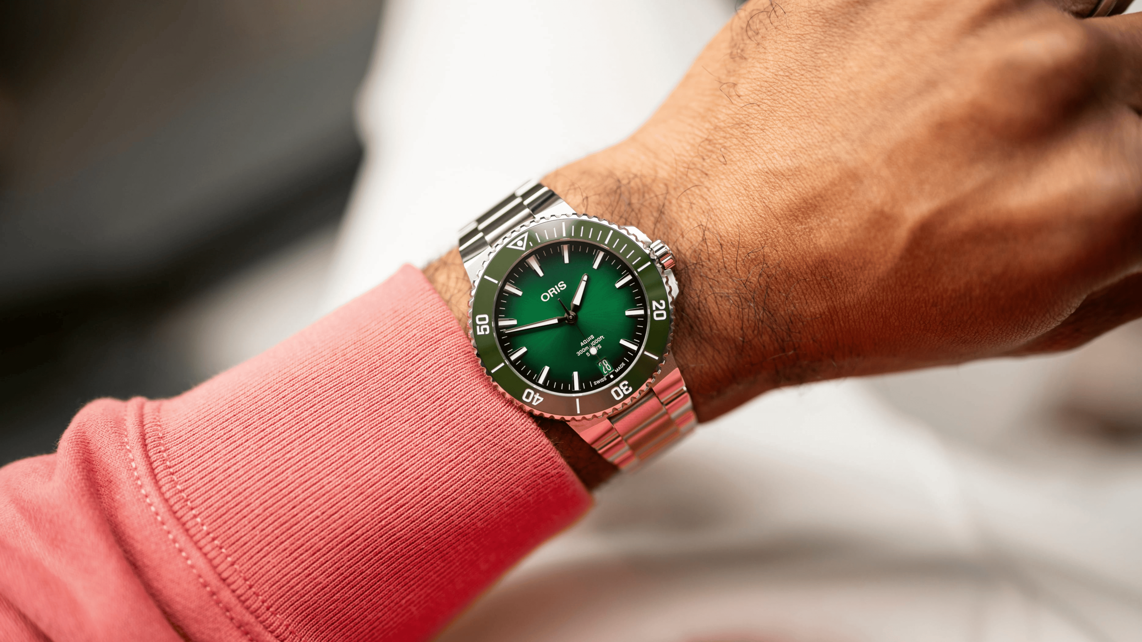 Oris Aquis Date Calibre 400 43.5mm Green Dial Men's Watch 01 400 7790 4157-07 8 23 02PEB