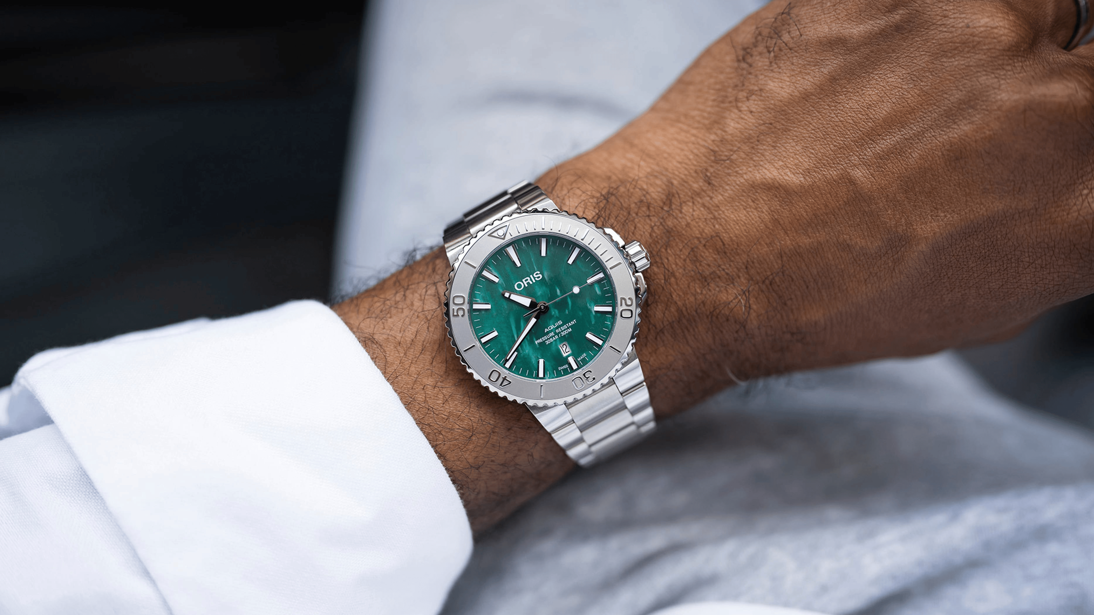 Oris Aquis Oris X Bracenet 43.5mm Green Dial Men's Watch 01 733 7730 4137-07 8 24 05PEB