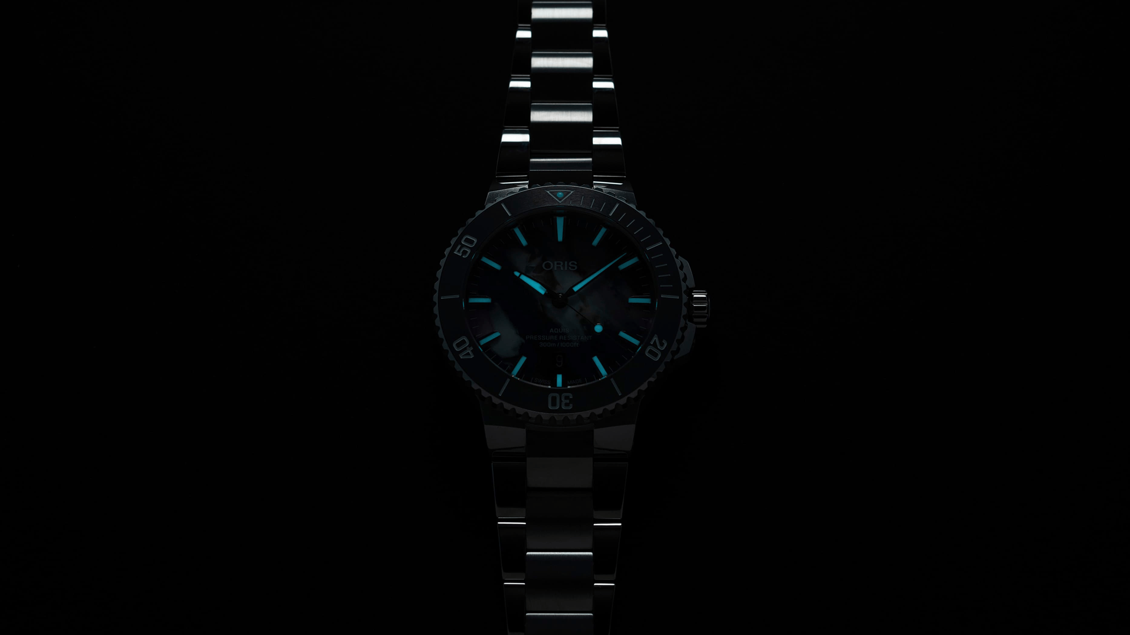 Oris Aquis Date Upcycle 43.50mm Multicoloured Dial Men's Watch 01 733 7789 4150-07 8 23 04PEB