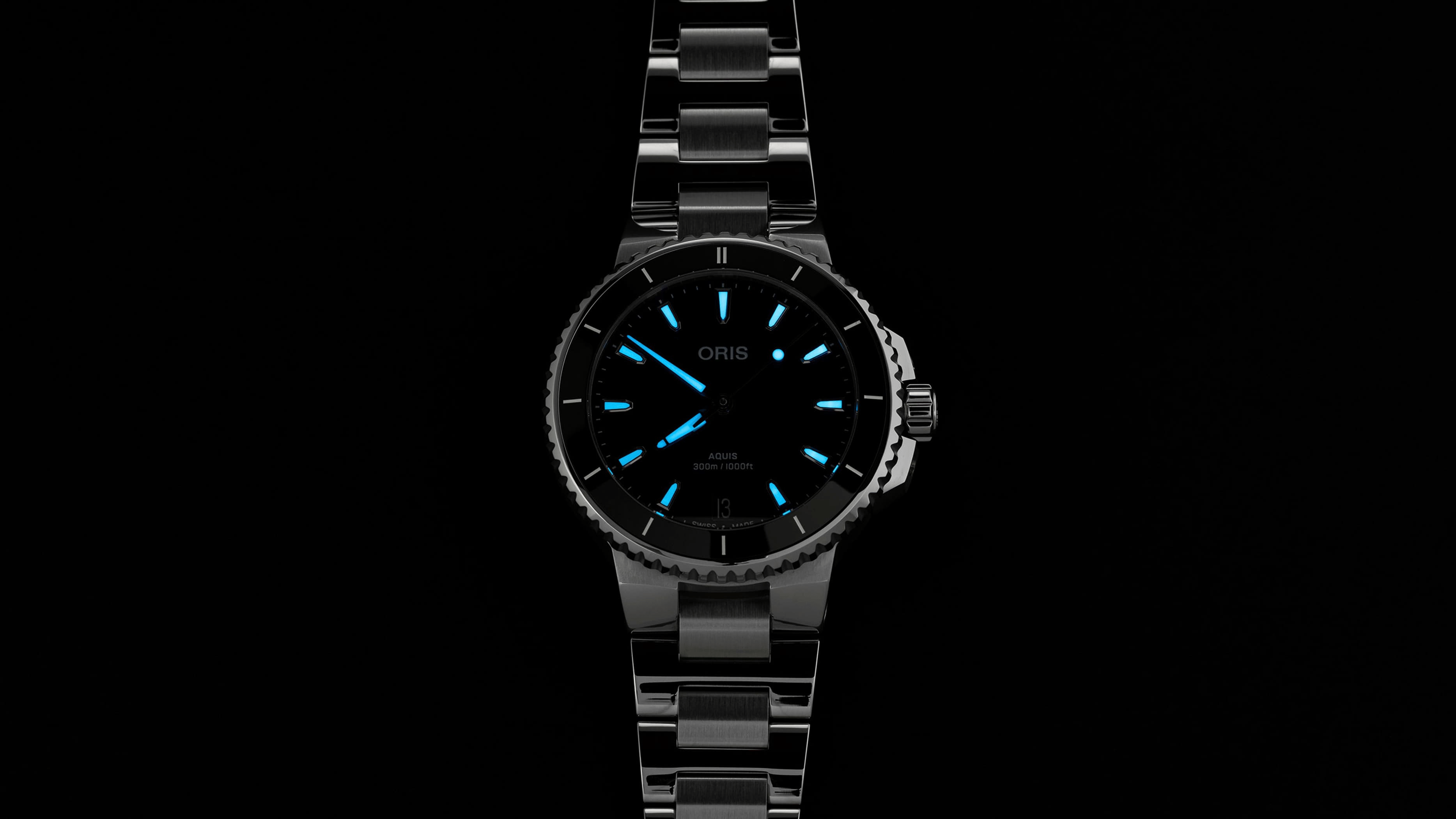 Oris Aquis Date 36.5mm Black Dial Women's Watch 01 733 7792 4154-07 8 19 05P