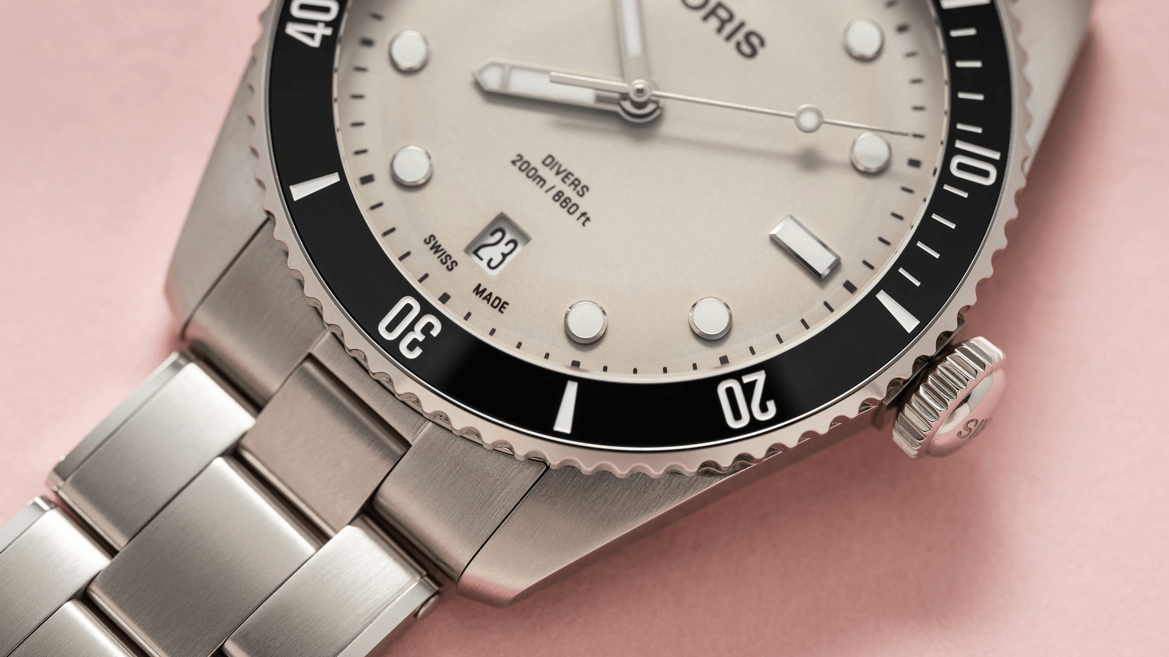 Oris Divers Date 39mm Beige Dial Men's Watch 01 733 7795 4051-Set