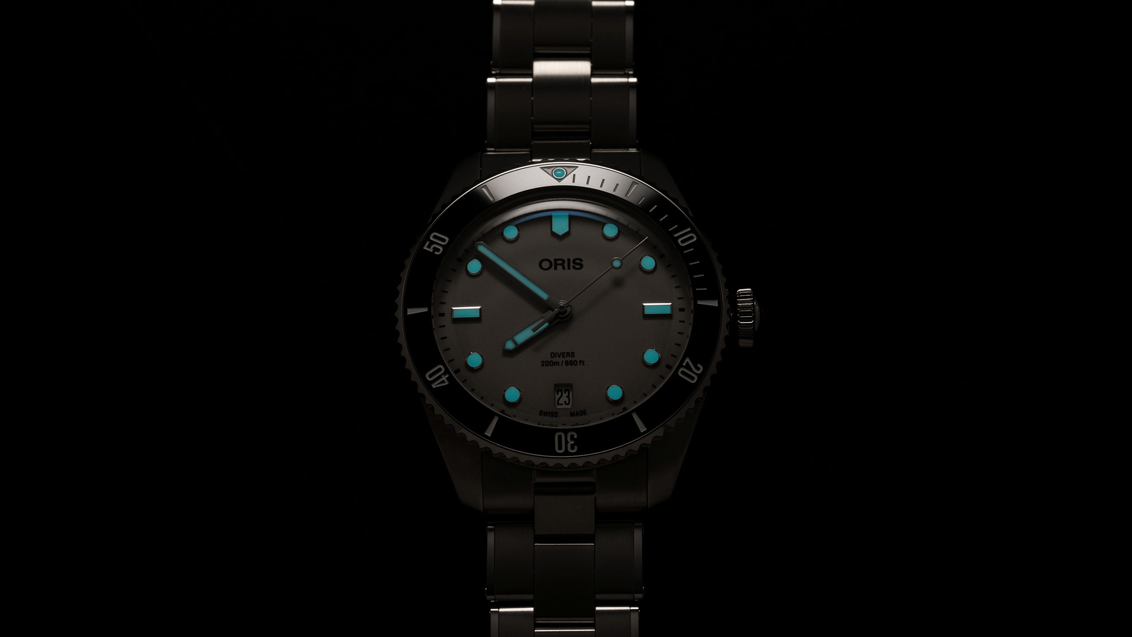 Oris Divers Date 39mm Beige Dial Men's Watch 01 733 7795 4051-Set