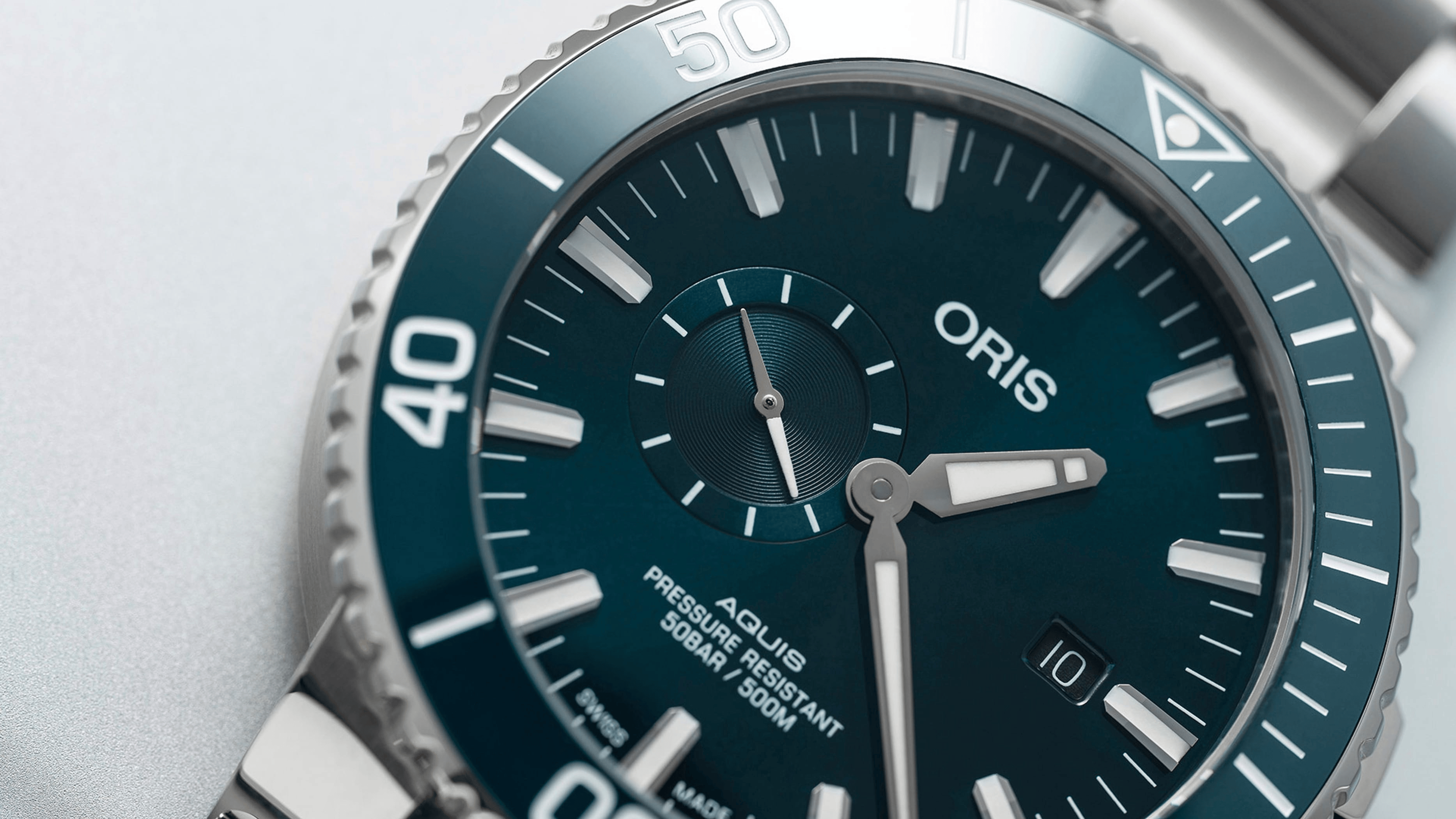 Oris Aquis Small Second, Date 45.5mm Blue Dial Men's Watch 01 743 7733 4155-07 4 24 69EB