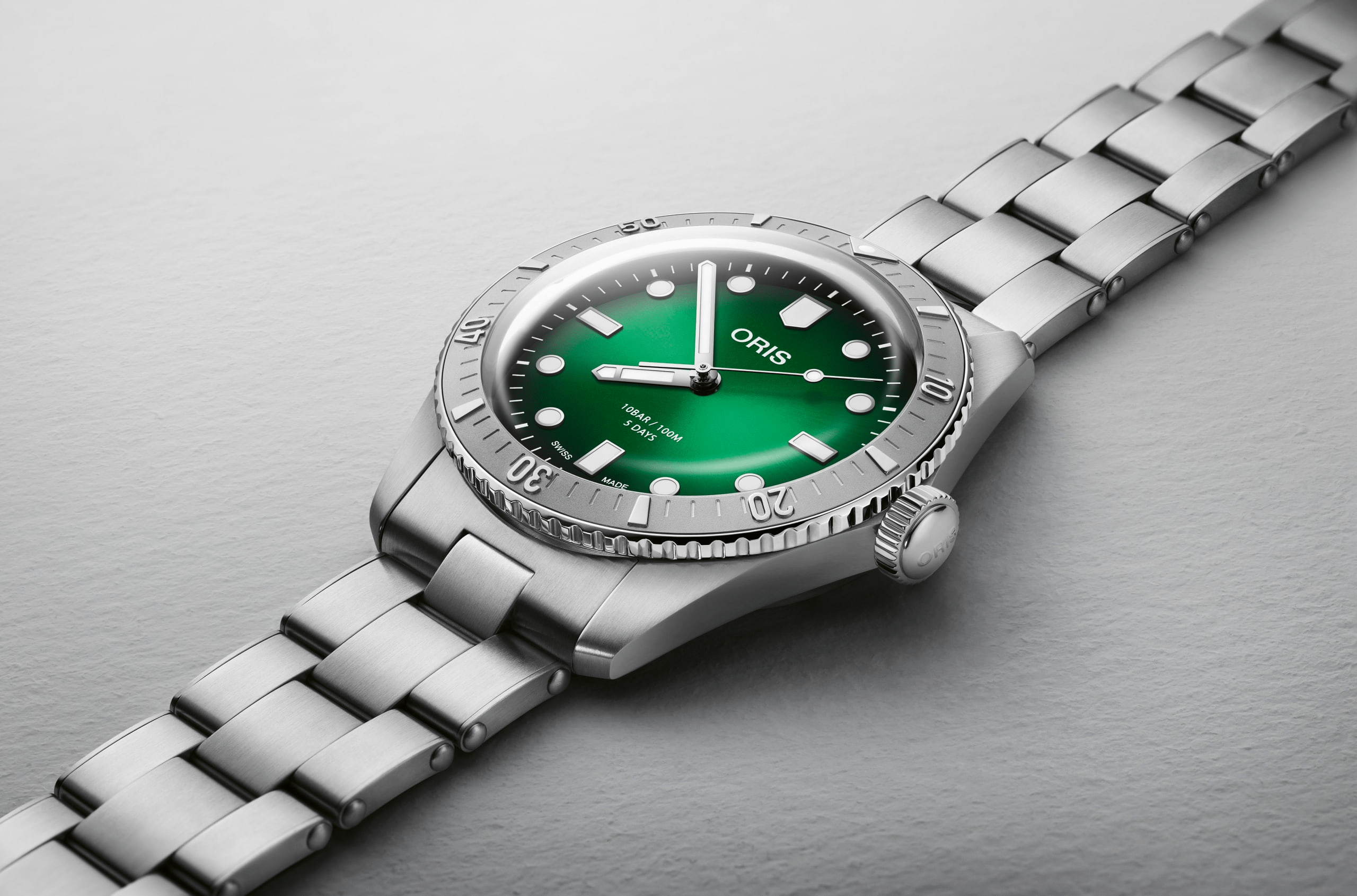 Oris Divers Sixty-Five Calibre 400 Green Dial Men's Watch 01 400 7774 4057-07 8 19 18