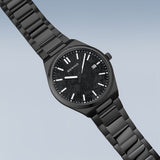 BERING Classic Brushed Black 39mm Black Öldruck Dial Men's Watch 17639-722