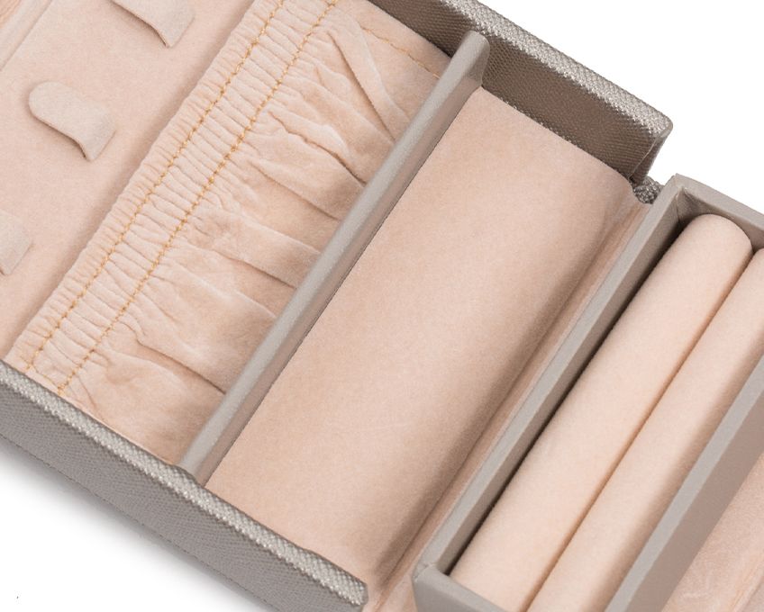 WOLF Heritage Fold-Out Jewelry Box Pewter 281234