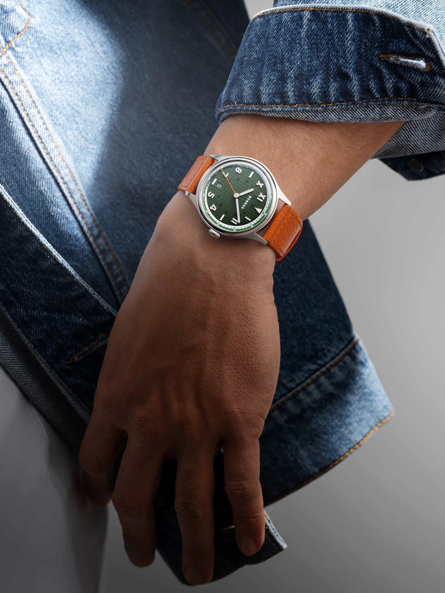 Benrus #3061 GT 39.5mm Dark Green California Dial Men's Watch 3061-SS-G-039-02