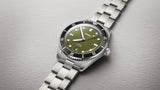 Oris Divers Date 39mm Green Dial Men's Watch 01 733 7795 4057-Set