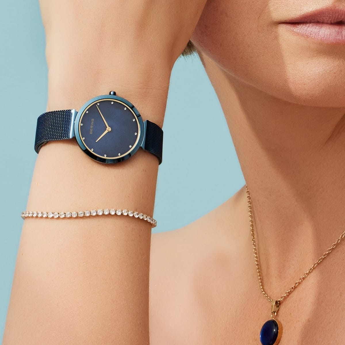 BERING Classic Polished Blue 32mm Blue Mother of Pearl Dial Women's Watch 18132-399