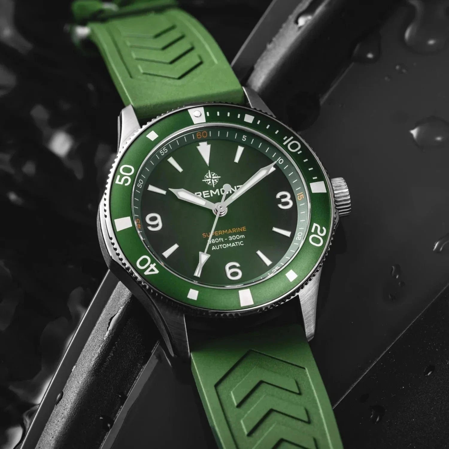 Bremont Supermarine 300M 40mm Green Dial Men's Watch SM40-ND-SS-GN-B