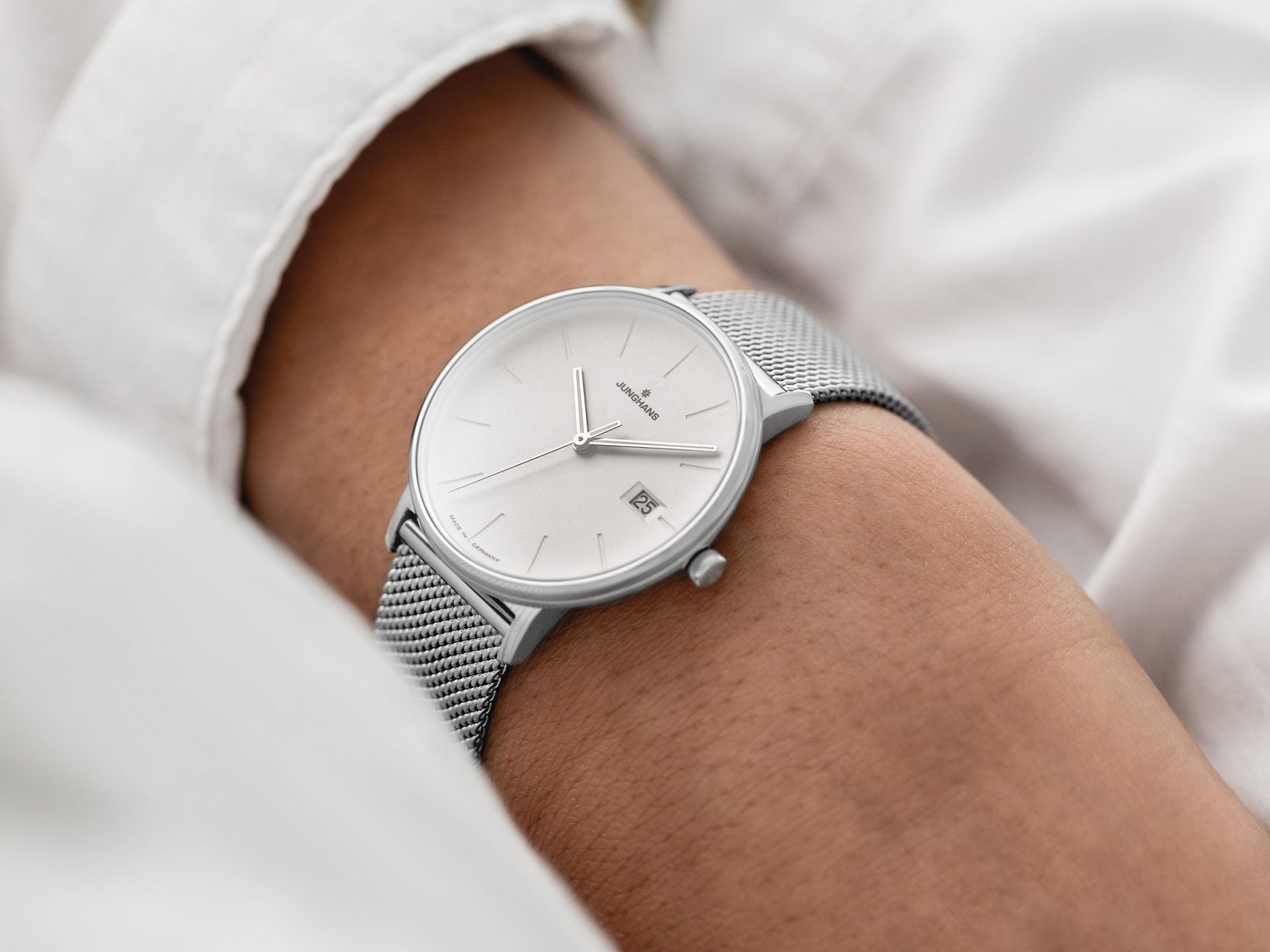Junghans FORM Damen 34.1mm Silver Dial Women's Watch 47/4851.44
