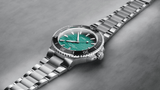 Oris Aquis Yangtze Jiangtun Limited Edition 43.5mm Green Dial Men's Watch 01 733 7789 4197-Set