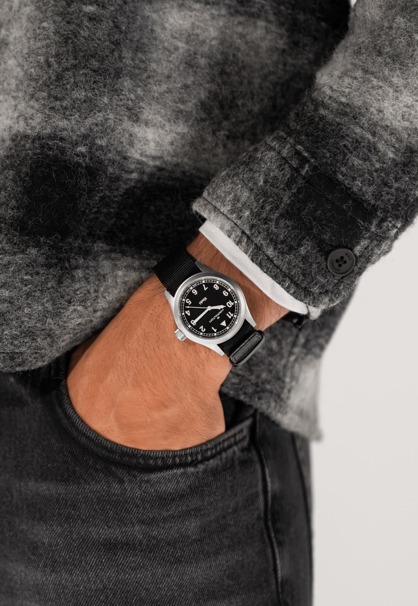 Hamilton Khaki Field Quartz 38mm Black Dial Men's Watch H69401430