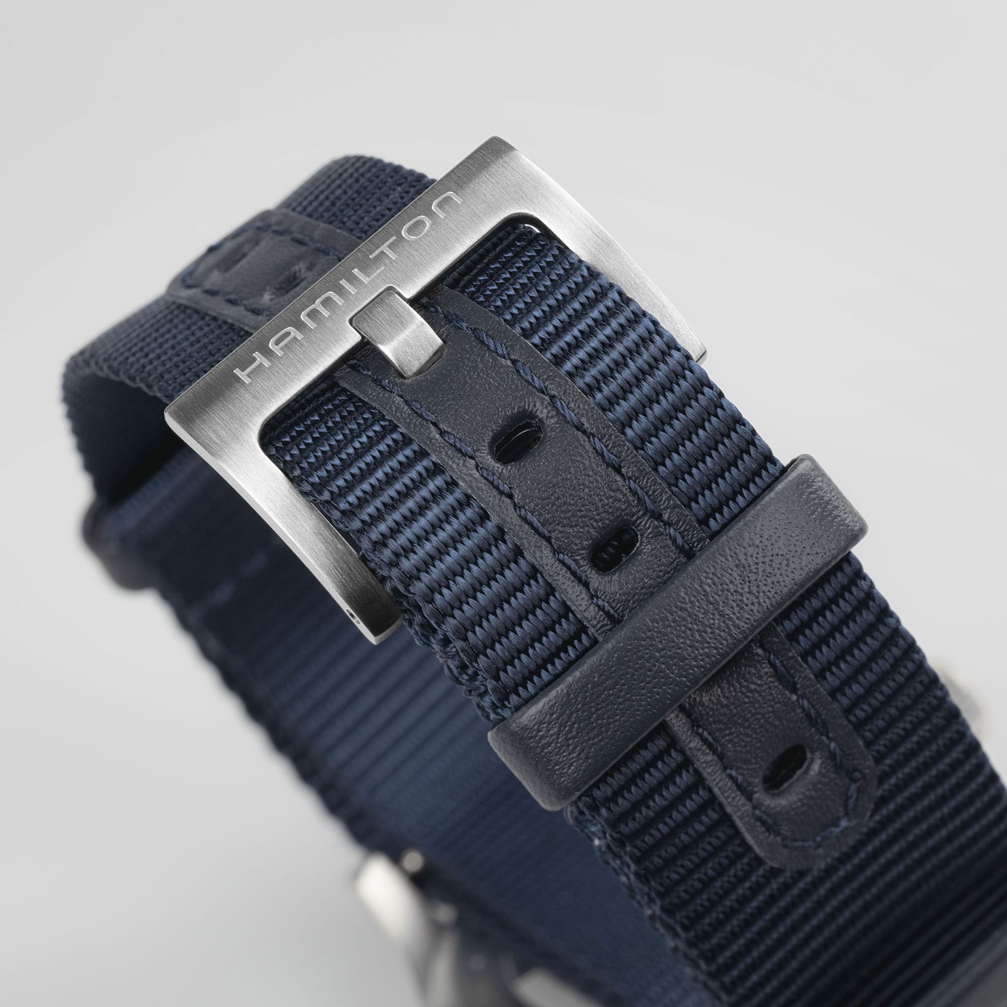 Hamilton Khaki Field Mechanical 38mm Blue Dial Men's Watch H69439940