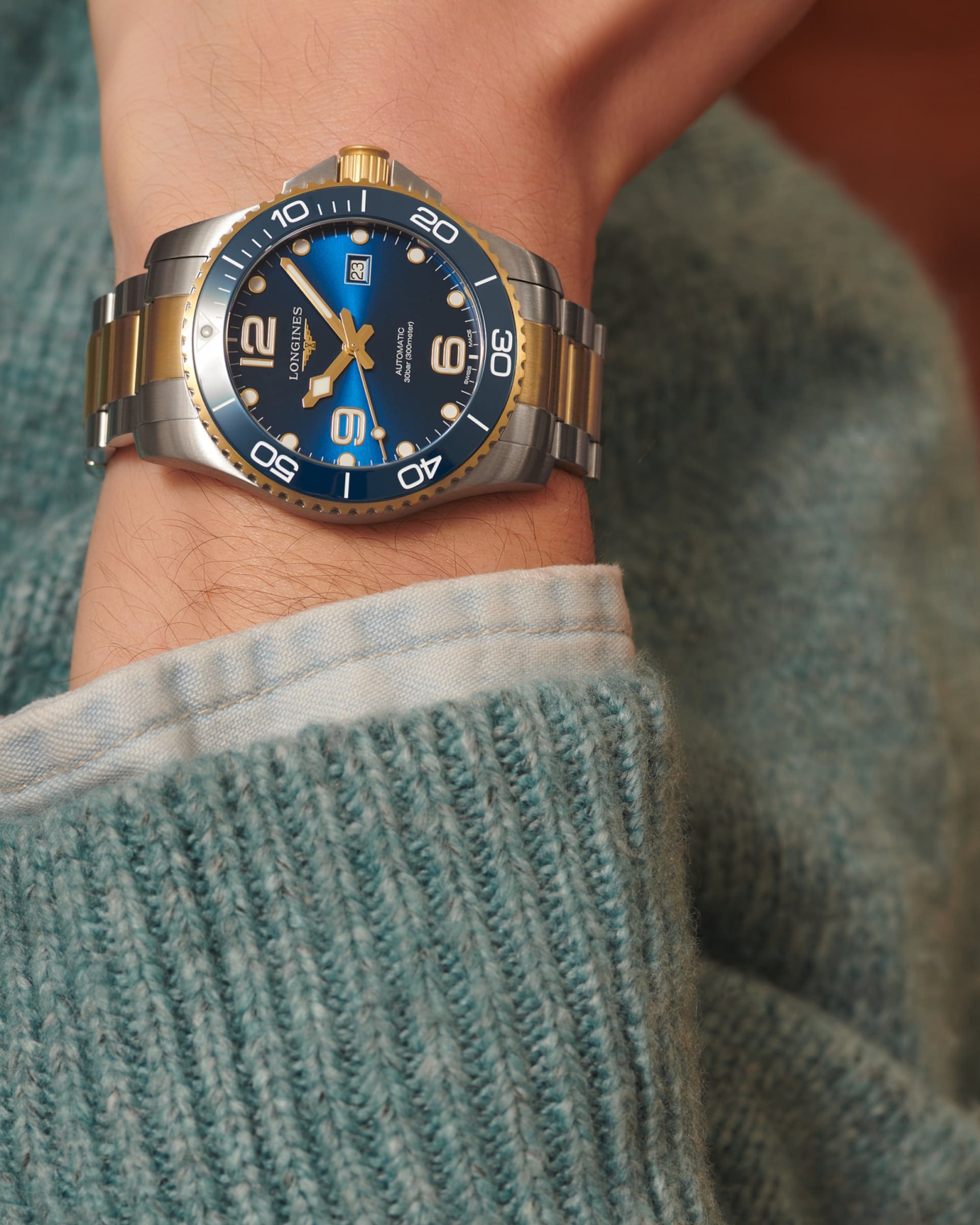 Longines HydroConquest 43mm Blue Dial Two-Tone Steel Men's Watch L37823967