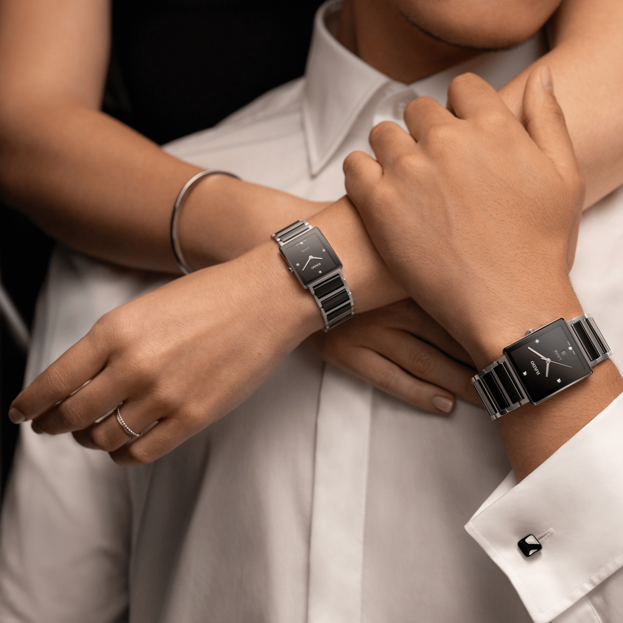 RADO Integral Diamonds 23mm Lacquered Black Dial Women's Watch R20250712