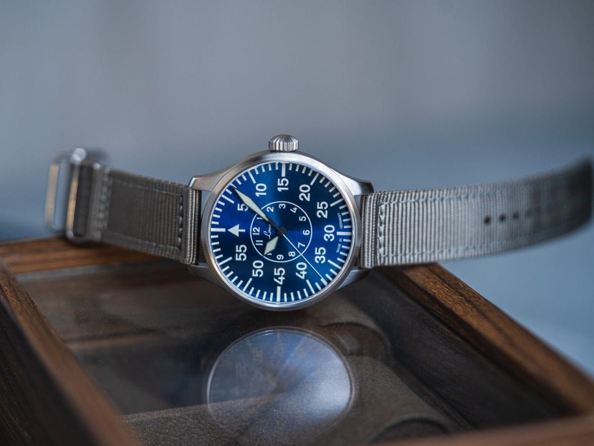 Laco Pilot Watches BASIC Aachen Blaue Stunde 39mm Blue Sunray Dial Men's Watch 862103.2