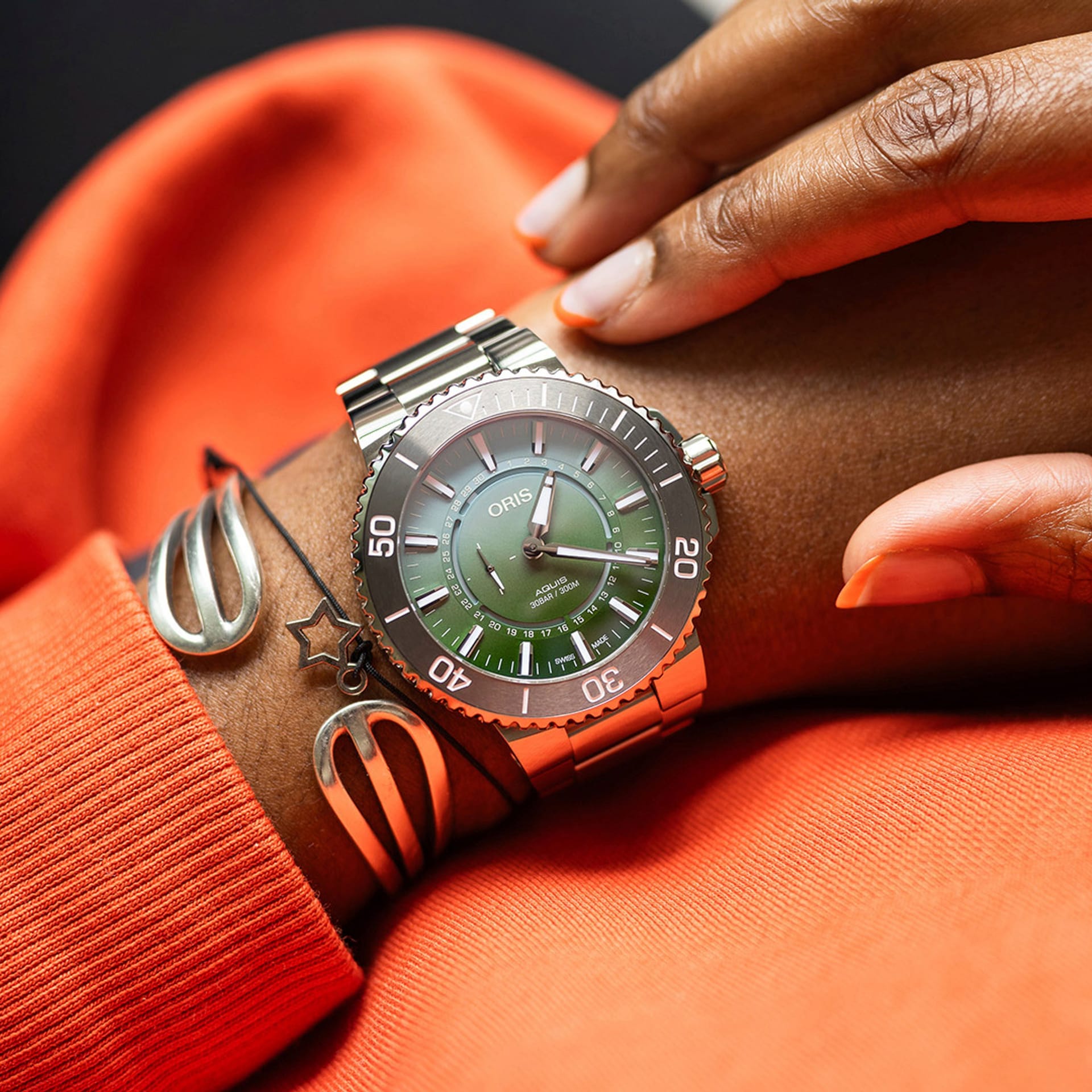 Oris Aquis Dat Watt Limited Edition II 43.5mm Green Dial Men's Watch 01 743 7734 4197-Set