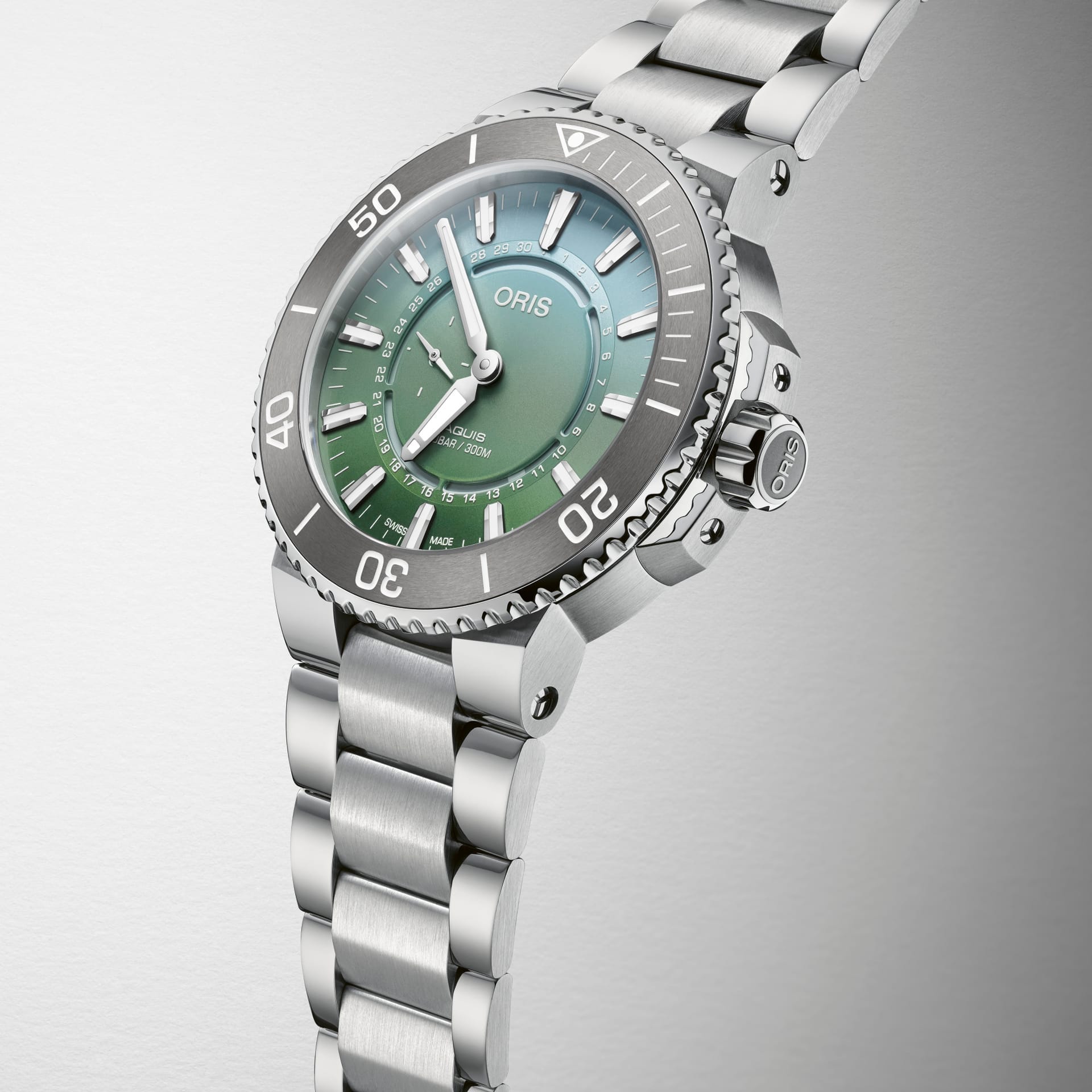 Oris Aquis Dat Watt Limited Edition II 43.5mm Green Dial Men's Watch 01 743 7734 4197-Set