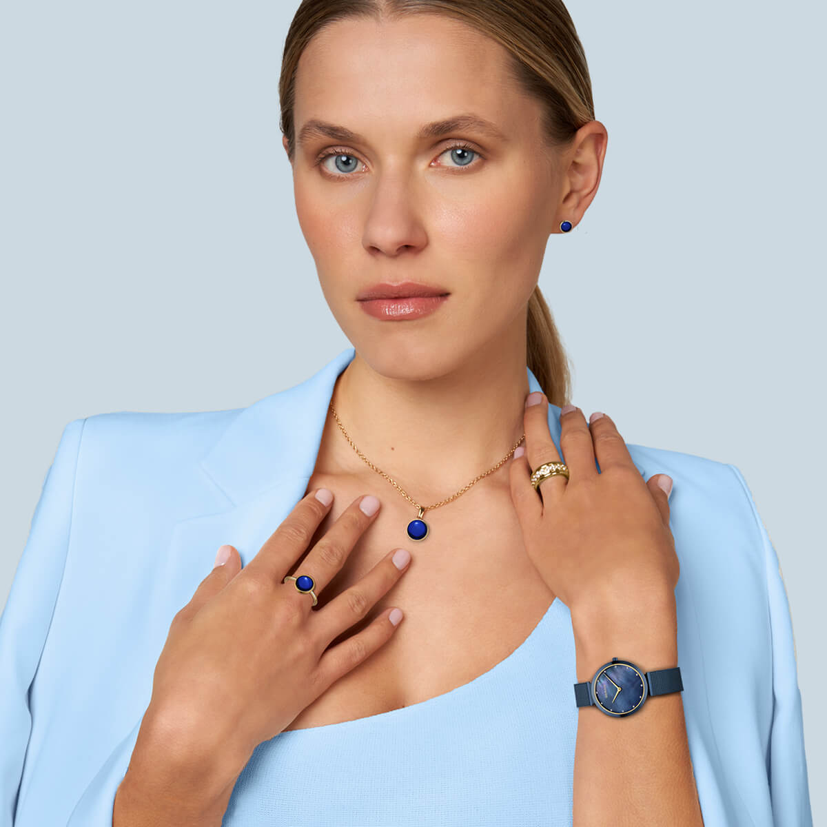 BERING Classic Polished Blue 32mm Blue Mother of Pearl Dial Women's Watch 18132-399