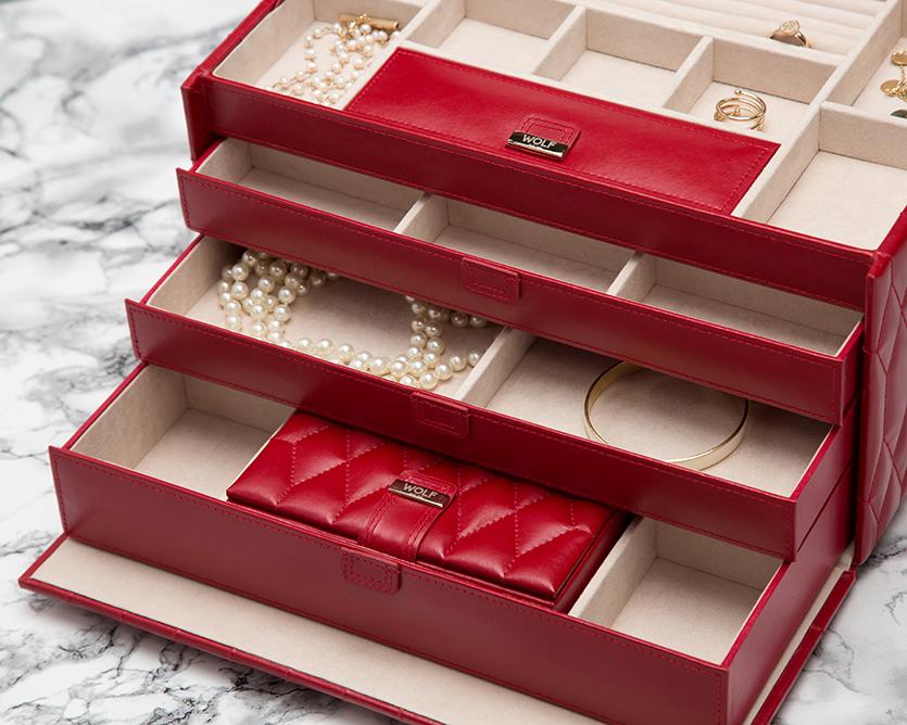 WOLF 329672 Caroline Red Quilted Large Jewelry Case