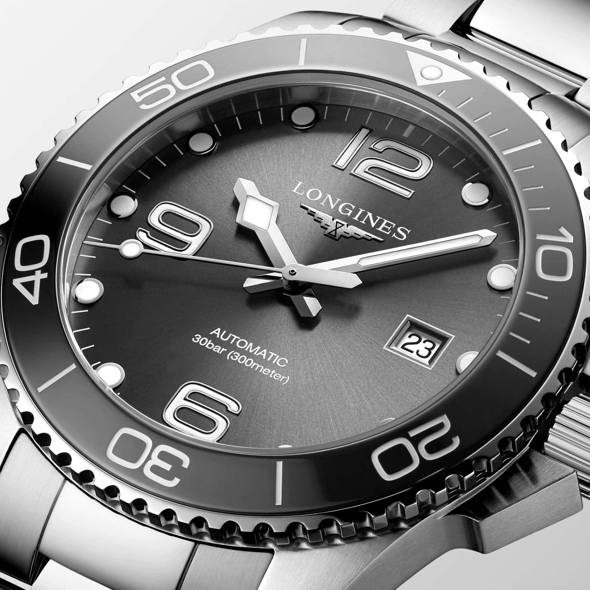 Longines HydroConquest 43mm Sunray Grey Stainless Steel Men's Watch L37824766