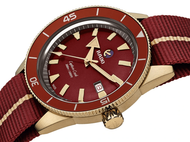 RADO Captain Cook Bronze 42mm Red Dial NATO Strap Men's Watch R32504407