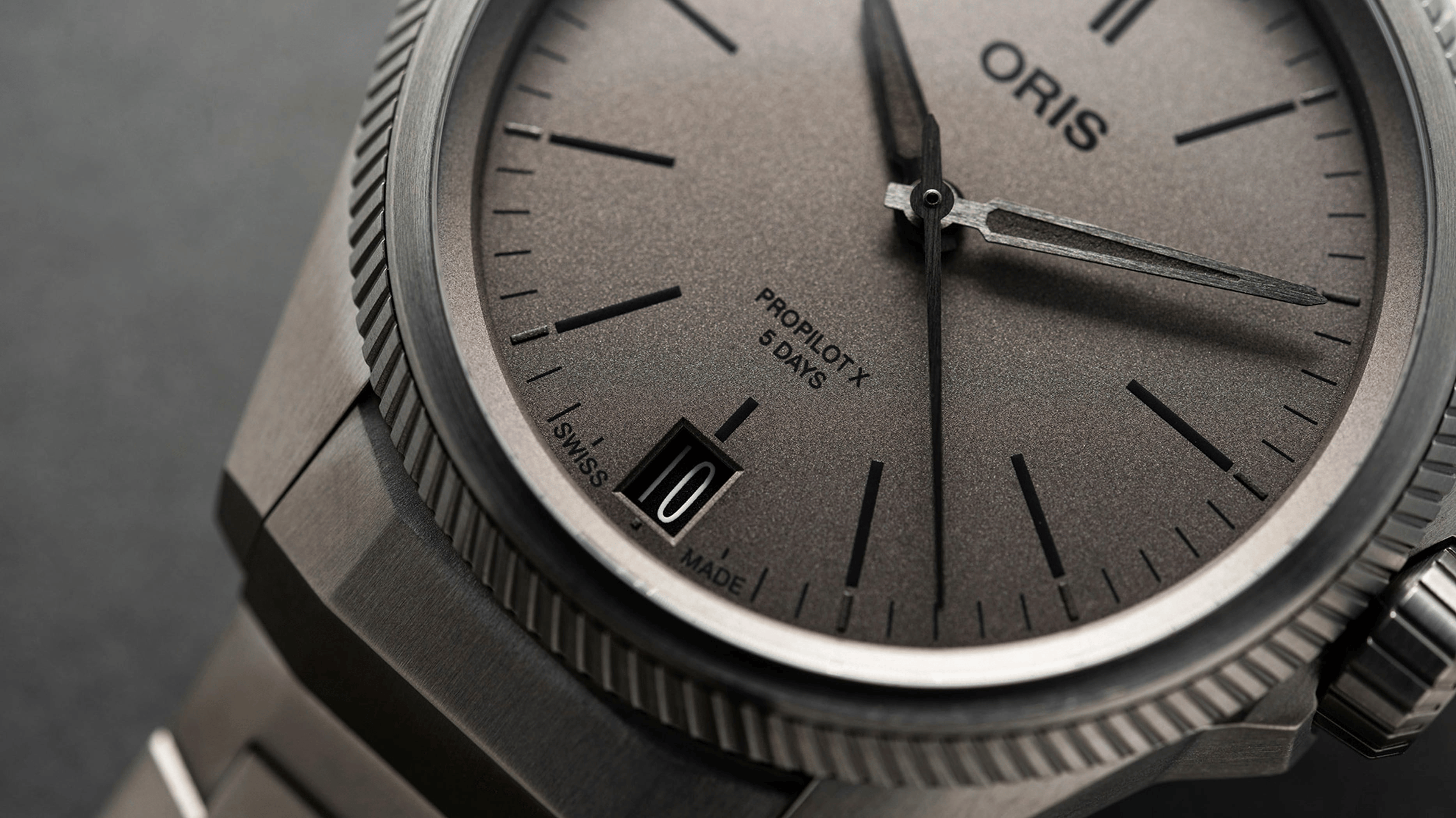 Oris ProPilot X Calibre 400 39mm Grey Dial Men's Watch 01 400 7778 7153-07 7 20 01TLC