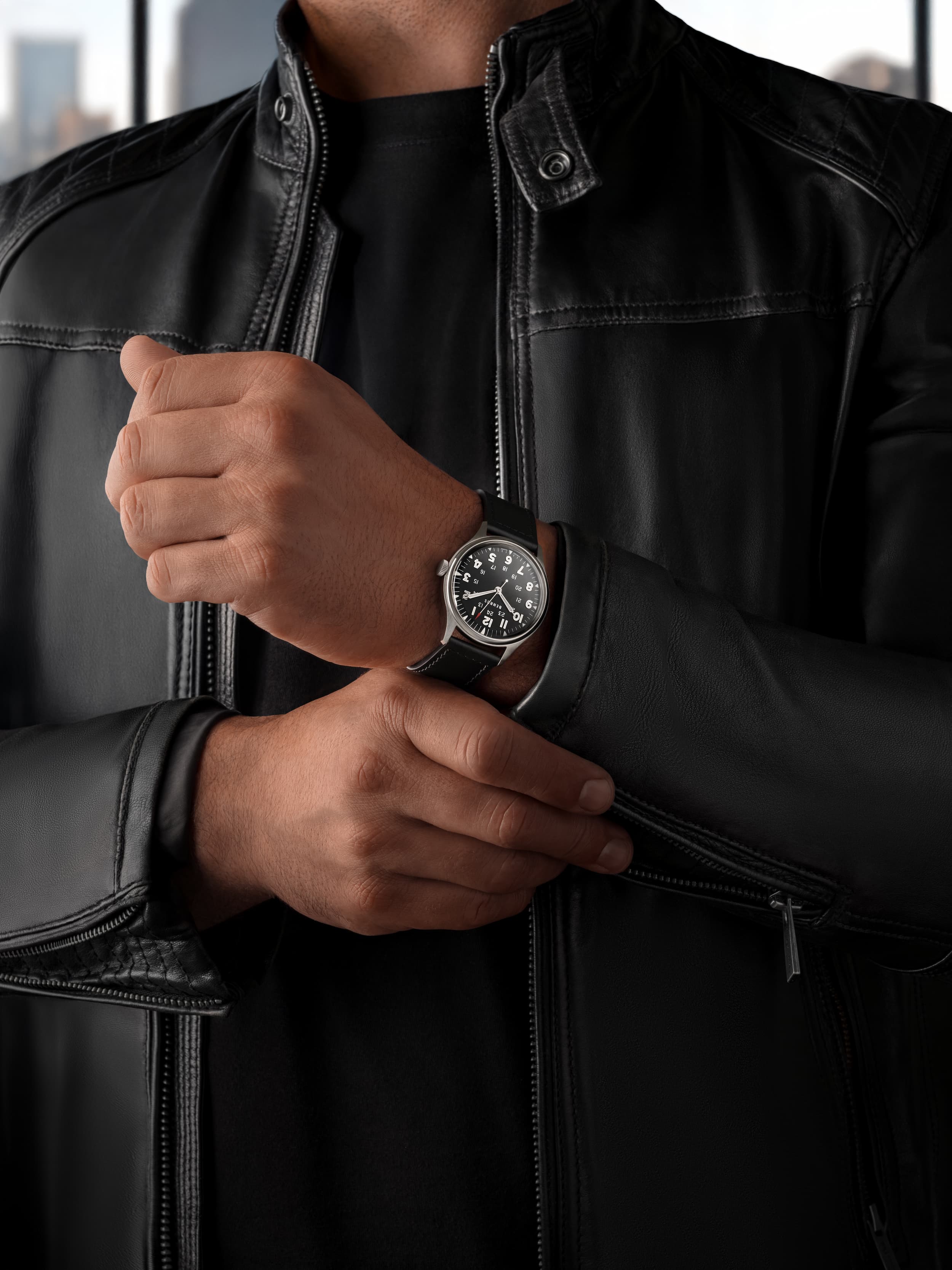 Benrus #3061 39.5mm Black Dial Men's Watch 3061-SS-B-039-01