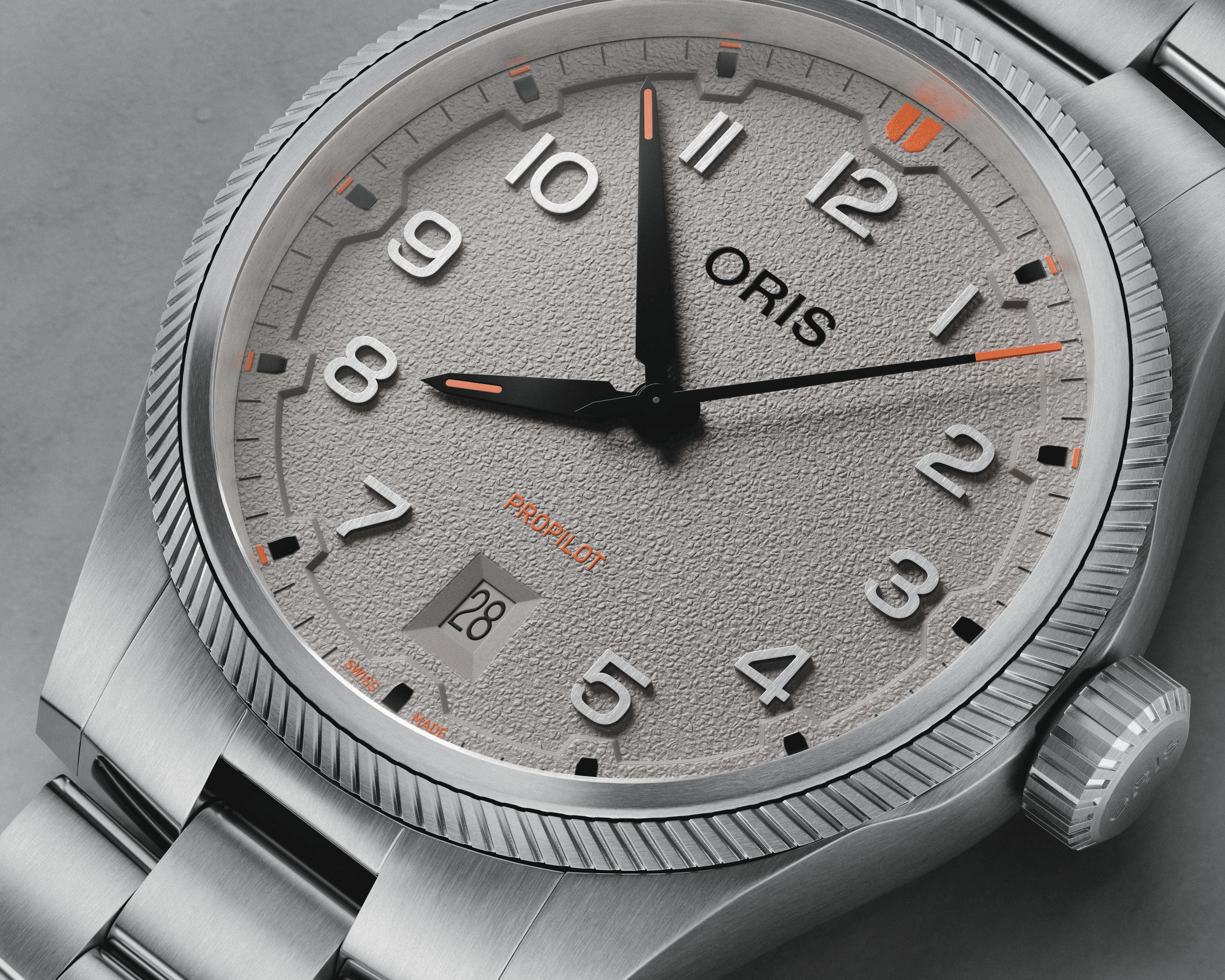 Oris ProPilot Date 41mm Grey Dial Men's Watch 01 733 7805 4163-07 8 20 04LC