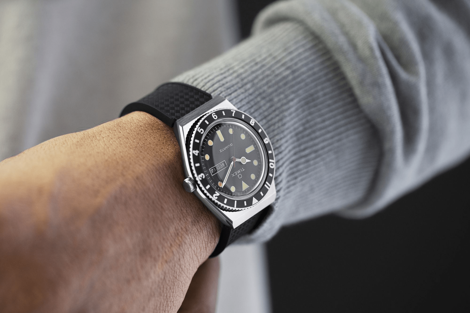 Timex Q 38mm Black Rubber Strap Men's Watch TW2V32000