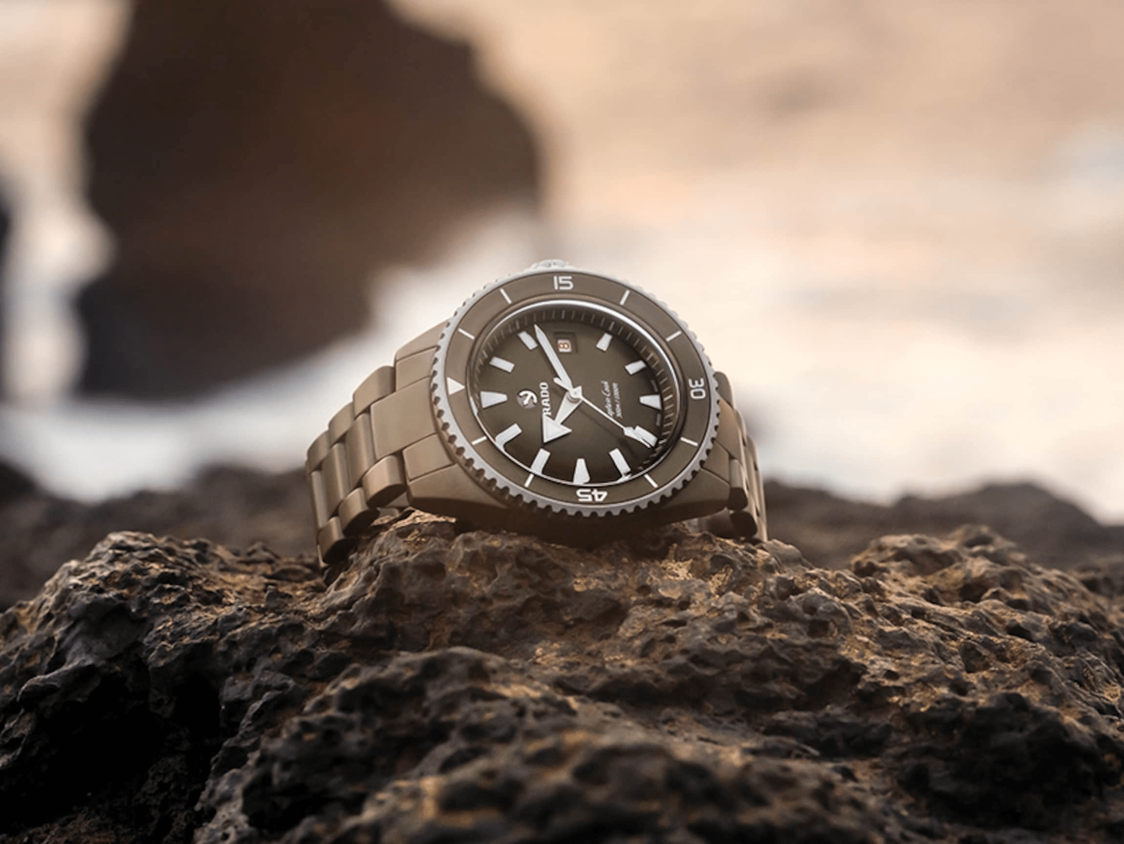 RADO Captain Cook Matte Olive High-Tech Ceramic Diver 43mm Men's Watch R32130312