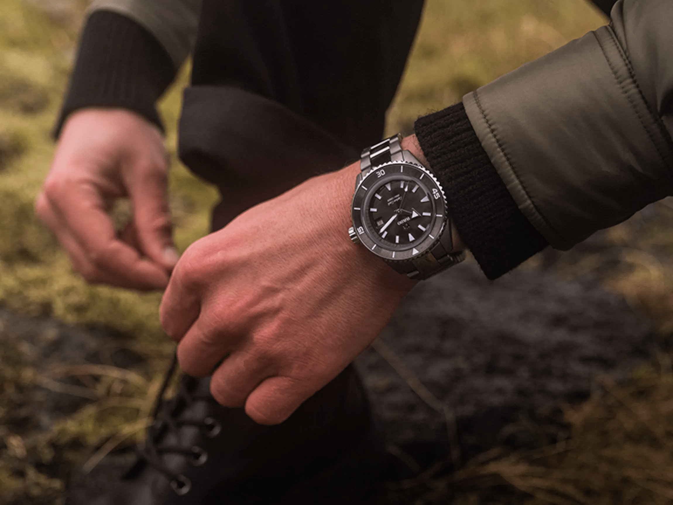 Watch on the clearance wrist hyperchrome captain cook